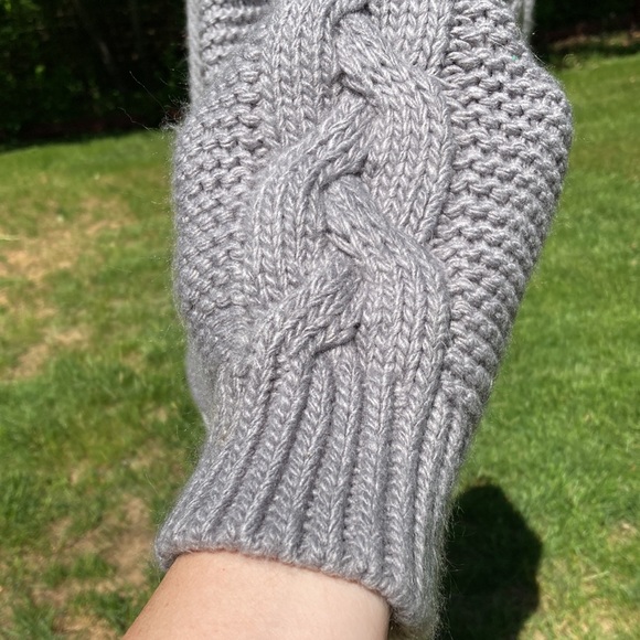 Heavy shaker and cable knit medium gray super soft open front sweater size S - Picture 7 of 7